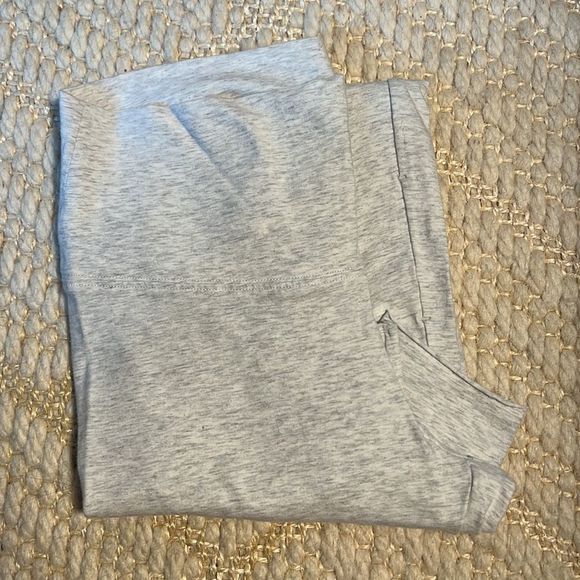 Set of three pair size small Arizia TNA leggings made in Cambodia - Picture 3 of 5